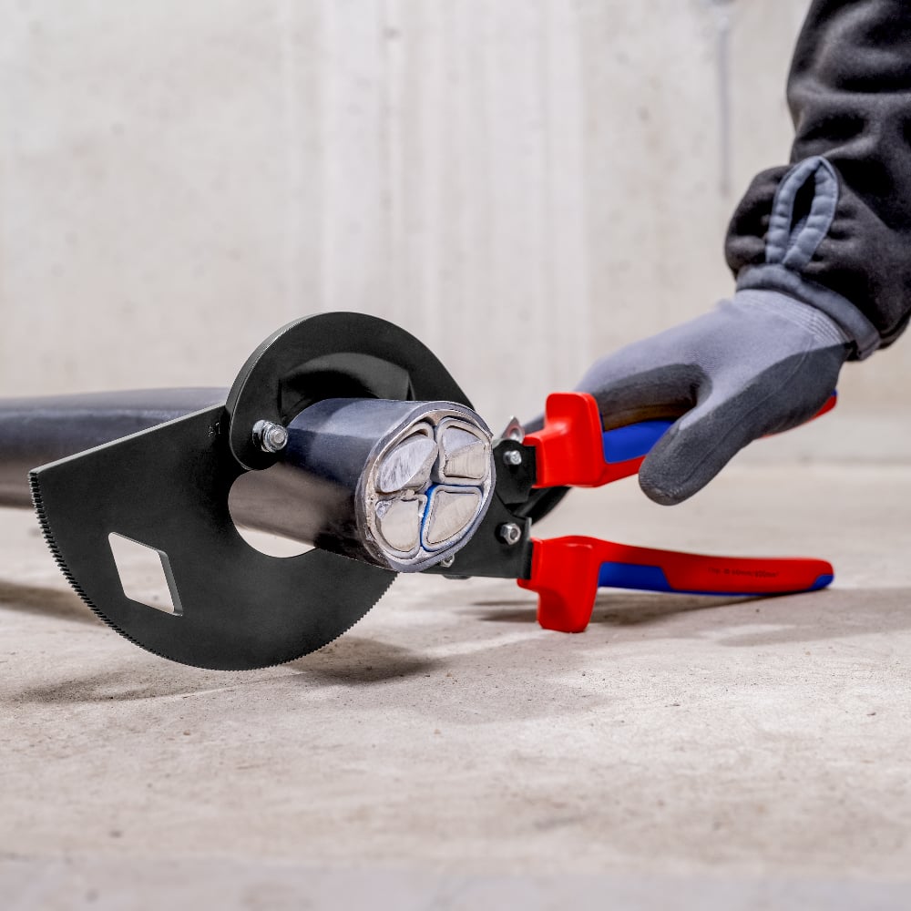 Cable Cutter (ratchet principle, 3-stage) | KNIPEX
