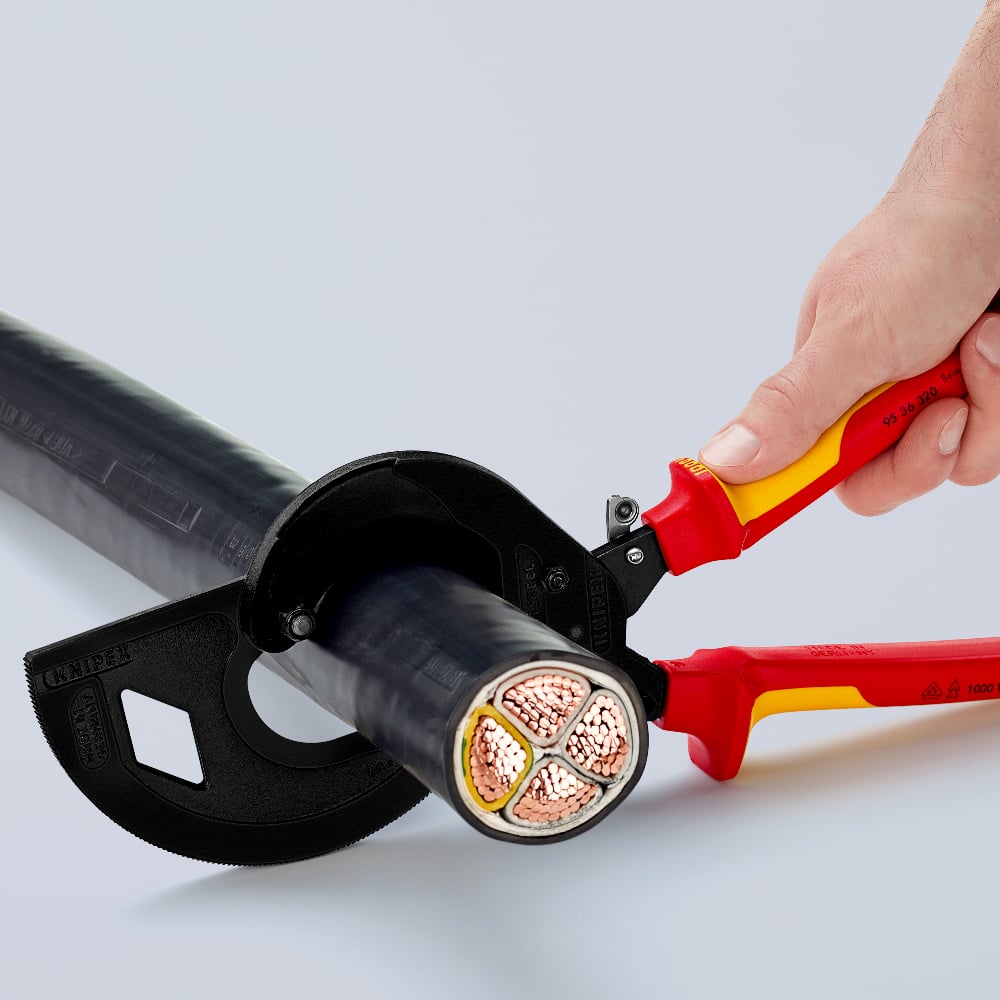 Cable Cutter (ratchet principle, 3-stage) | KNIPEX