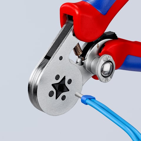 Self-Adjusting Crimping Pliers for wire ferrules With lateral