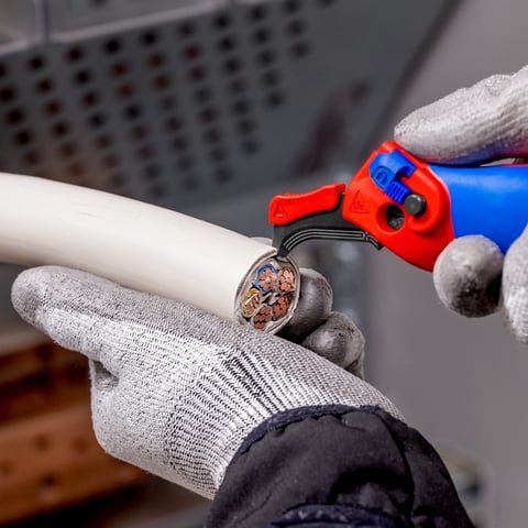 ストリッピングナイフ ガイドシュー付き | KNIPEX