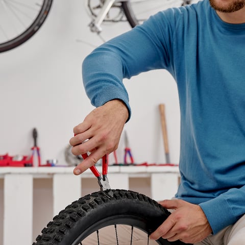 Diagonal Cutters for plastics | KNIPEX