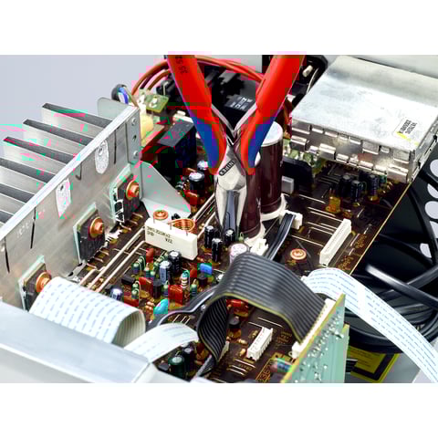 Elektronik-Greifzange Mit durchgestecktem Gelenk | 35 52 145