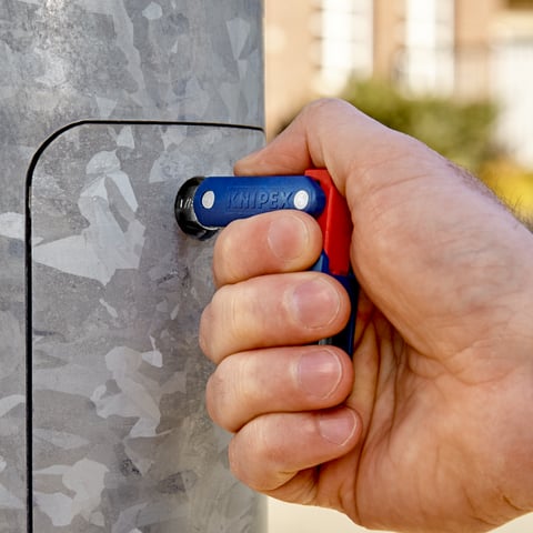 Control Cabinet Key "Double-Joint" | 00 11 06 V03