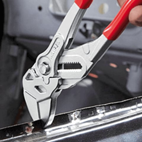 Pliers Wrench Pliers and a wrench in a single tool | 86 03 300