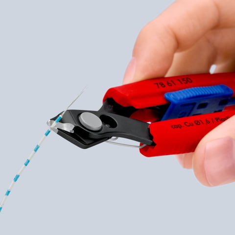 KNIPEX Slim Knips im Werkzeugholster Komfortabel transportieren, Schneiden auch in tiefen, engen Bauräumen | 78 61 150 V01