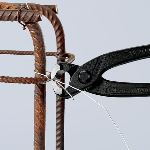 Tenaglia (pinza per ferraioli e cementisti) | 99 00 280