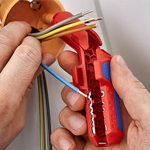 KNIPEX ErgoStrip® Universal-Abmantelungswerkzeug Für Linkshänder | 16 95 02 SB