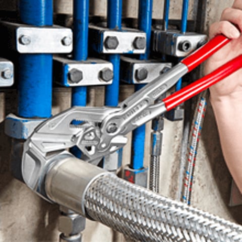 Pliers Wrench XL Pliers and a wrench in a single tool | 86 03 400