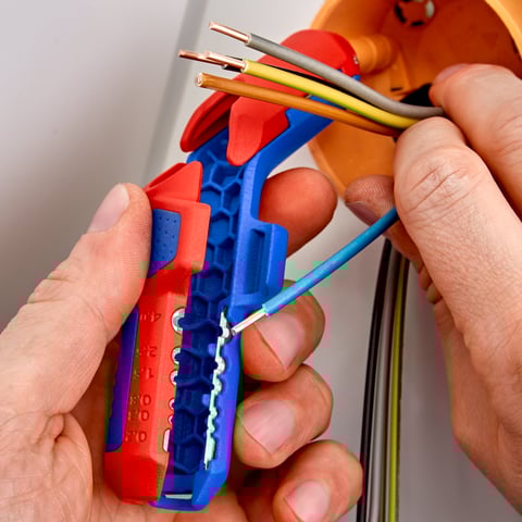 KNIPEX ErgoStrip® PV Abmantelungswerkzeug | 16 95 03 SB