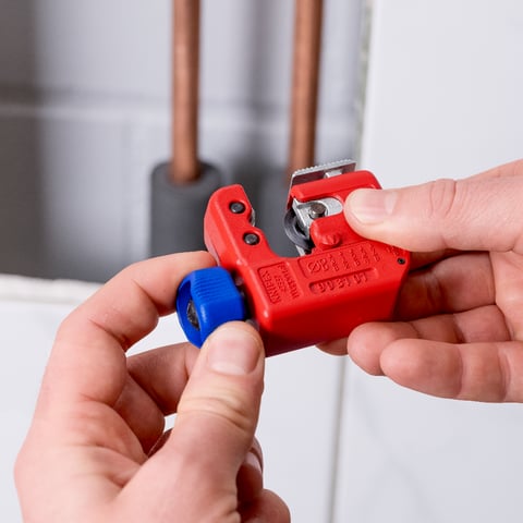 KNIPEX TubiX® S Pipe cutter | 90 31 01