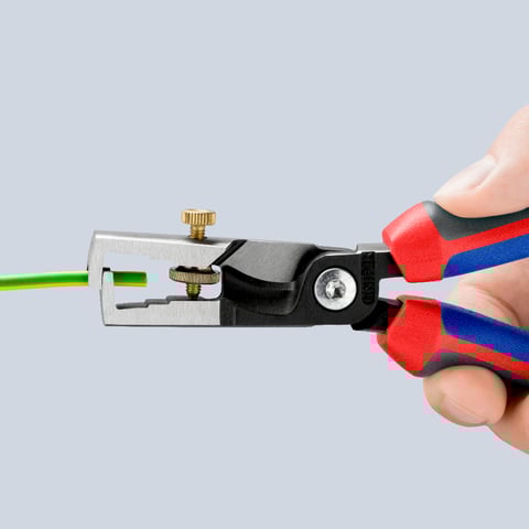 KNIPEX StriX® Insulation strippers with cable shears | 13 62 180