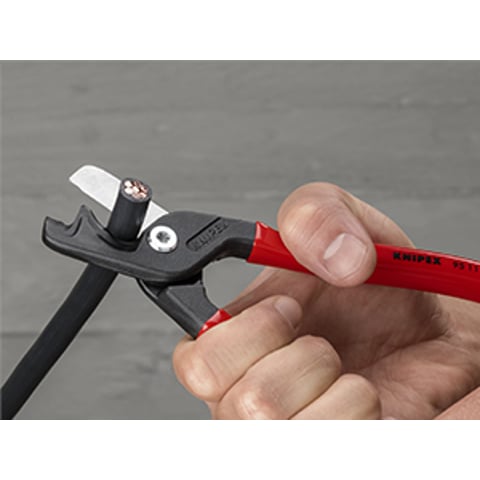 KNIPEX StepCut® XL Cable shears with step cut | 95 18 225