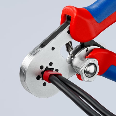 Self-Adjusting Crimping Pliers for wire ferrules With lateral