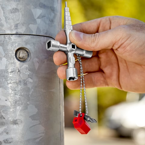 Profi-Key Für gängige Absperrsysteme | 00 11 04