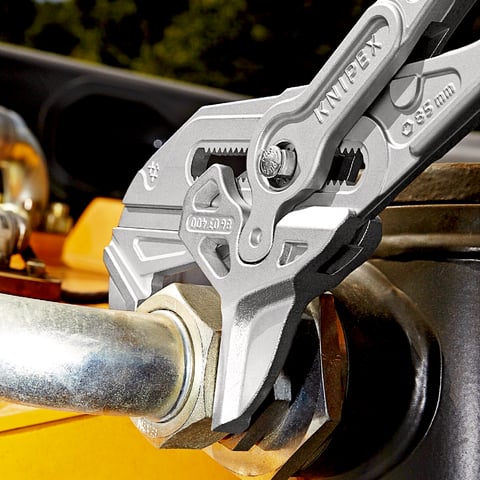 Düz Çene Ayarlı Pense XL Pense ve anahtar bir alette birleşmiştir