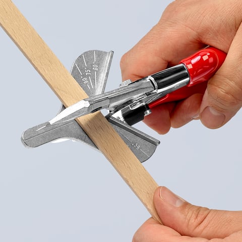 KNIPEX 9435−215 プラスチック・ゴム用カッター