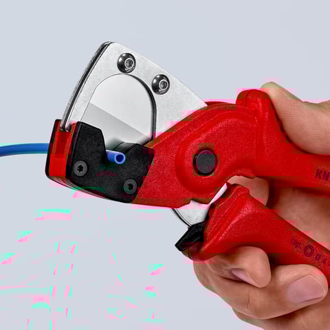 Pipe cutter for multilayer and pneumatic hoses | 90 10 185
