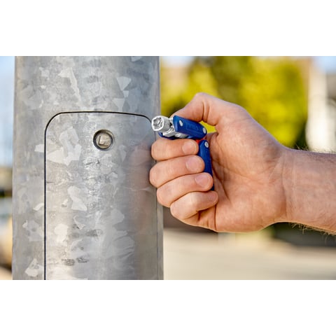 Control Cabinet Key "Double-Joint" | 00 11 06 V03