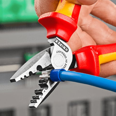 Crimping Pliers for wire ferrules | KNIPEX