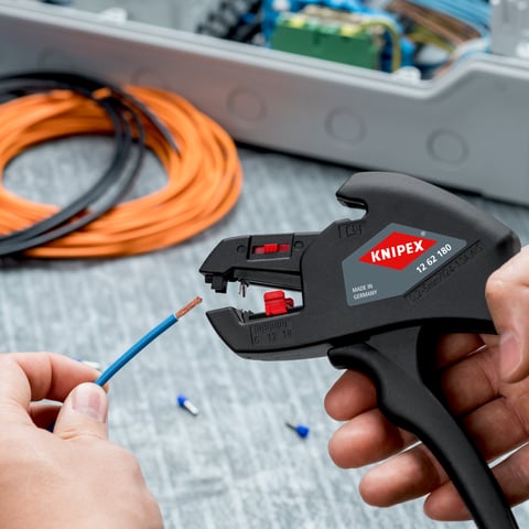 ギンビス KNIPEX ComStrip Automatic insulation stripper | KNIPEX