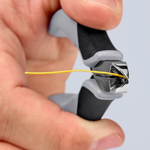 電工ニッパー（ESDタイプ） ボックスジョイント付き | KNIPEX