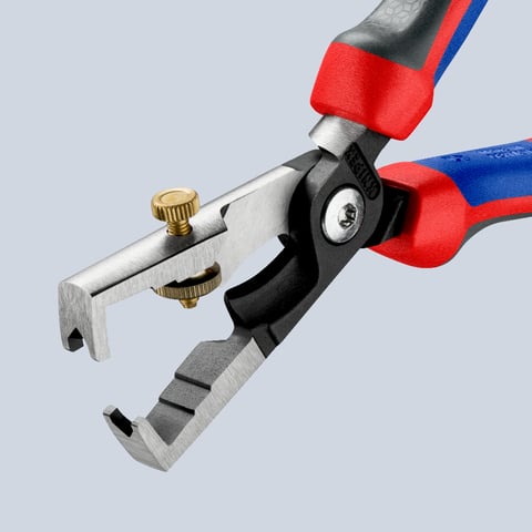 KNIPEX StriX® Insulation strippers with cable shears | 13 62 180