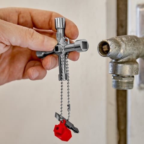 Schaltschrankschlüssel Der Standard Schaltschrankschlüssel | KNIPEX