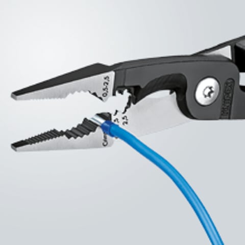 Alicate para instalaciones eléctricas | 13 81 200